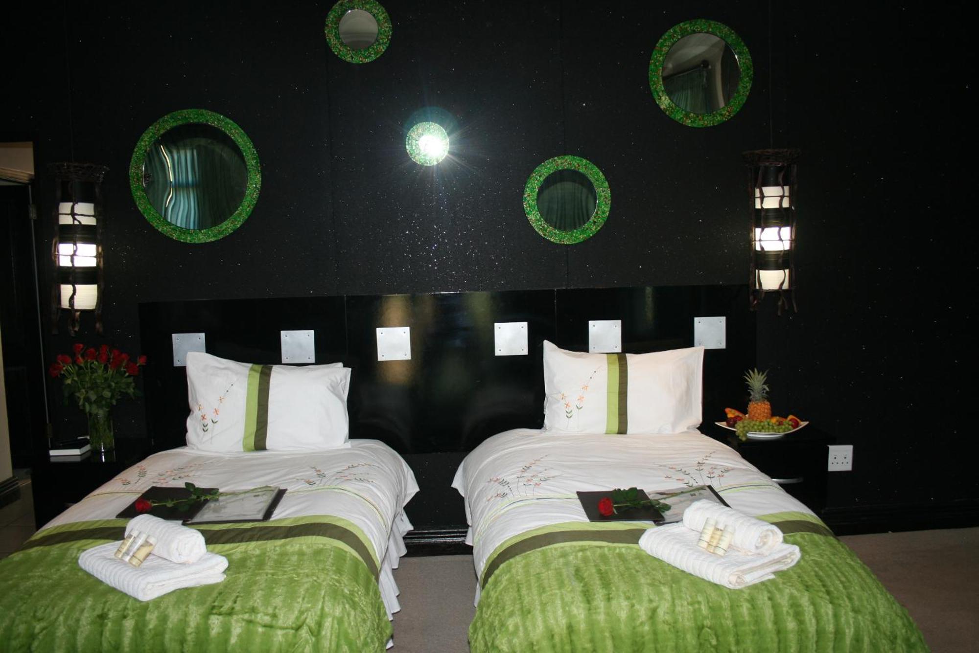 แอฟริกา พาราไดซ์ แอร์พอร์ต เลเชอร์ โฮเต็ล Hotel เบโนนิ ภายนอก รูปภาพ